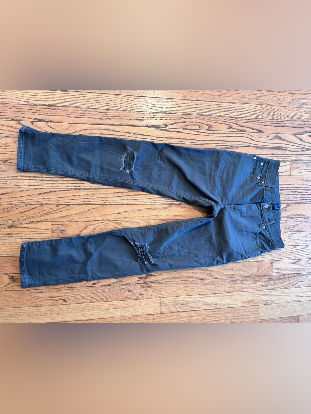 Women’s Distressed Slim Jeans - Charcoal
